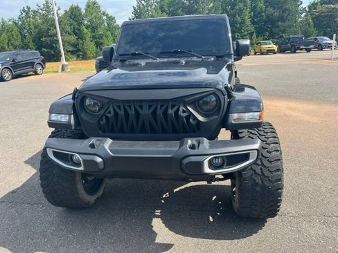 Used 2023 Jeep Gladiator Sport AWD/4WD image 4