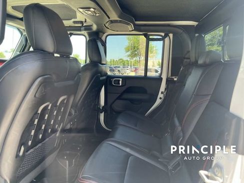 Used 2021 Jeep Gladiator Rubicon AWD/4WD image 29