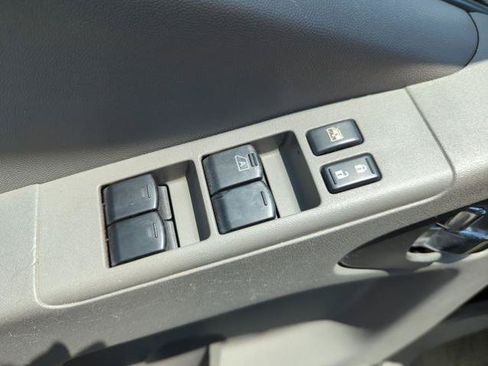 Certified 2017 Nissan Frontier SV RWD image 27