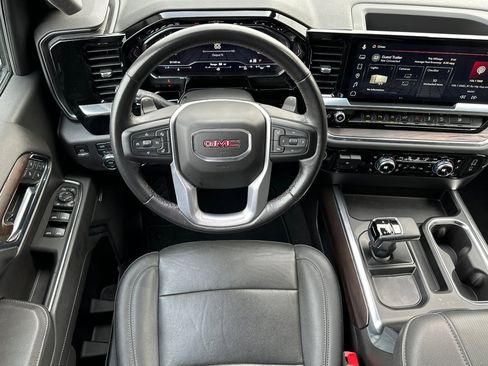 Used 2023 GMC Sierra 1500 SLT w/ SLT Premium Plus Package image 18
