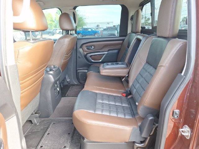 Used 2017 Nissan Titan Platinum Reserve RWD image 13