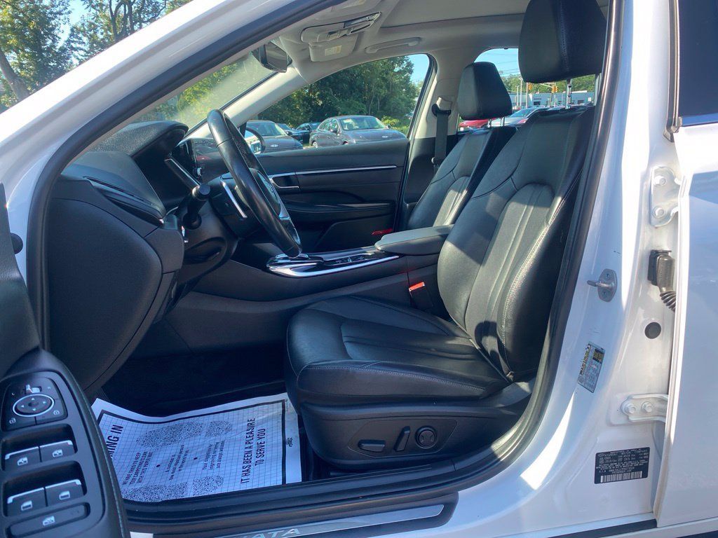 Certified 2023 Hyundai Sonata Limited FWD image 13