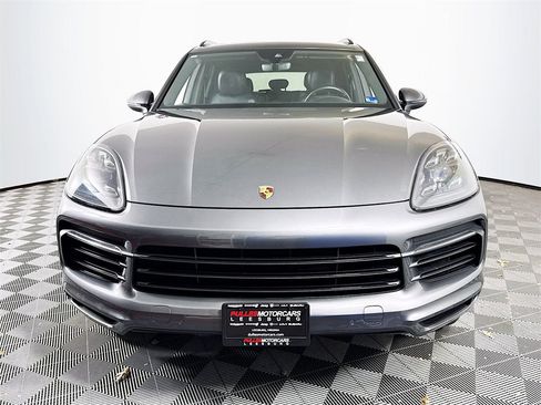 Used 2020 Porsche Cayenne S image 2