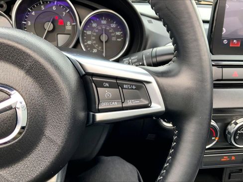 Used 2021 MAZDA MX-5 Miata Grand Touring image 23