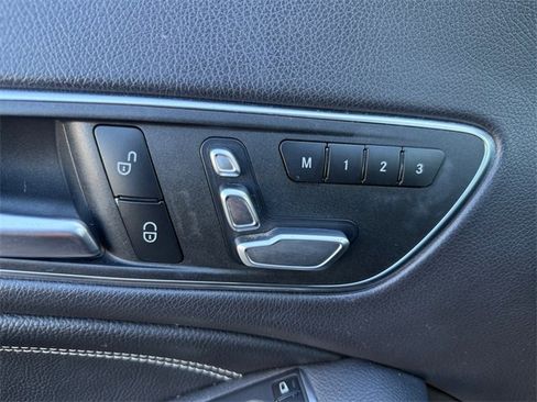 Used 2019 Mercedes-Benz CLA 250 image 11