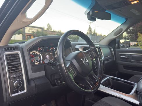 Used 2017 RAM 1500 Big Horn image 7