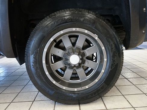 Used 2017 Chevrolet Silverado 1500 LT w/ All Star Edition image 54