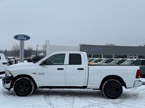 Used 2016 RAM 1500 ST w/ SXT Appearance Group image 39
