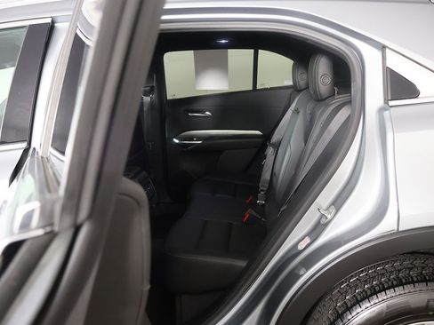 Used 2024 Cadillac XT4 Premium Luxury image 28