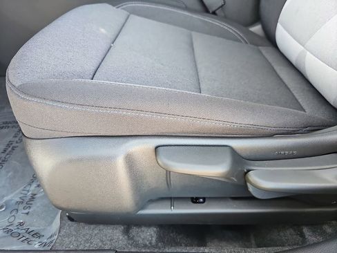 New 2026 Chevrolet Trax LS FWD image 28
