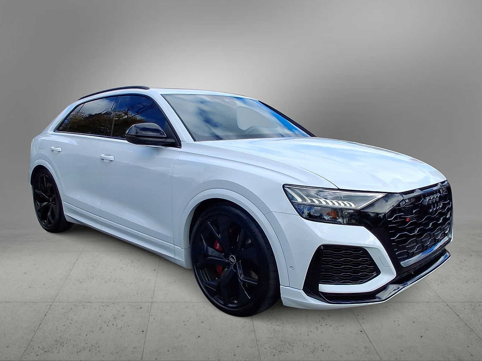 Used 2022 Audi RS Q8 w/ Black Optic Package AWD/4WD image 2