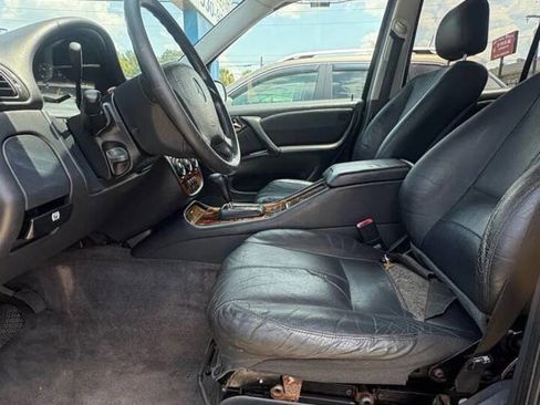 Used 2005 Mercedes-Benz ML 350 4MATIC image 9