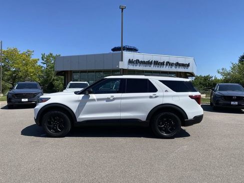 Used 2023 Ford Explorer Timberline AWD/4WD image 2