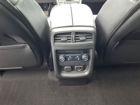 Used 2020 Buick Envision Premium w/ Driver Confidence Package AWD/4WD image 16
