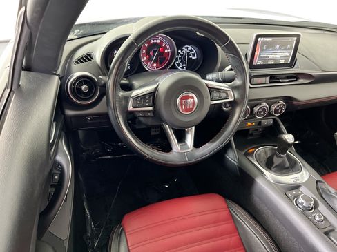 Used 2018 FIAT 124 Spider Abarth w/ Visibility Group RWD image 21