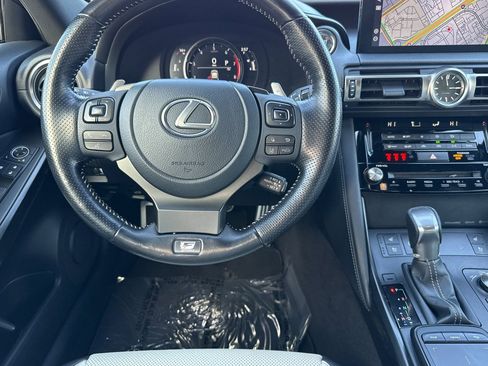 Certified 2022 Lexus IS 350 F Sport image 18