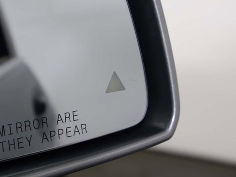 Used 2014 Mercedes-Benz GLK 350 4MATIC image 36