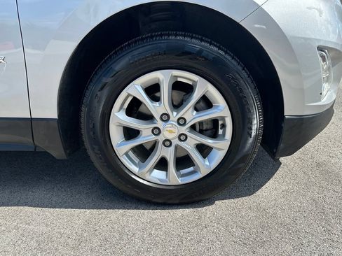 Used 2020 Chevrolet Equinox LS w/ LS Convenience Package FWD image 18