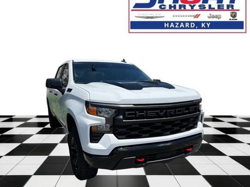 Used 2024 Chevrolet Silverado 1500 Custom Trail Boss w/ LPO, Dark Essentials Package AWD/4WD image 1