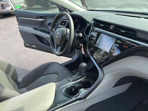 Certified 2019 Toyota Camry LE FWD image 12