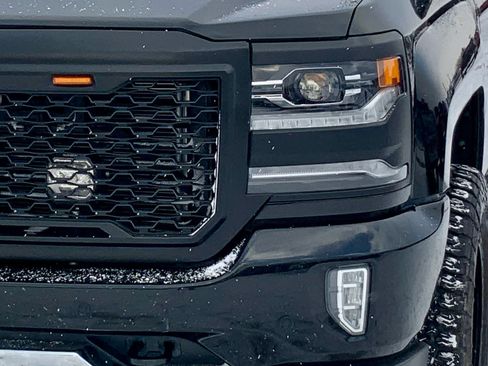 Used 2018 Chevrolet Silverado 1500 High Country image 14