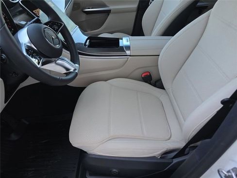 New 2026 Mercedes-Benz GLC 300 4MATIC image 23