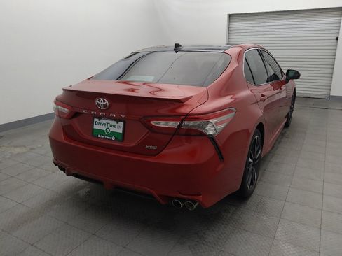 Used 2019 Toyota Camry XSE FWD image 7