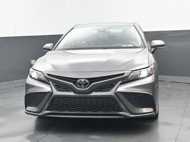 Used 2024 Toyota Camry SE FWD image 19