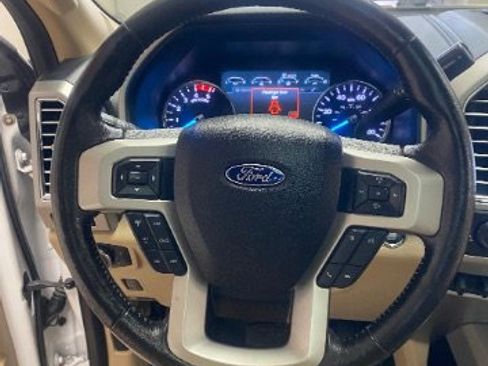 Used 2017 Ford F250 Lariat w/ Lariat Ultimate Package image 23