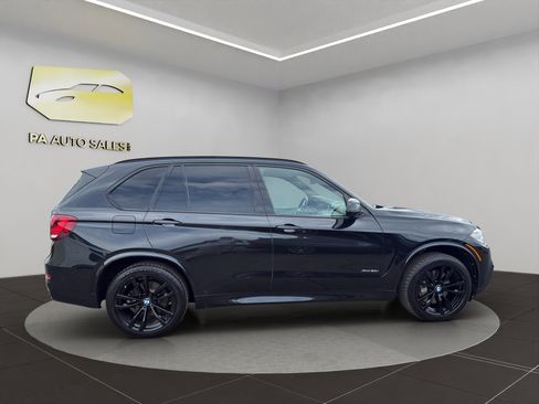 Used 2017 BMW X5 xDrive50i image 8