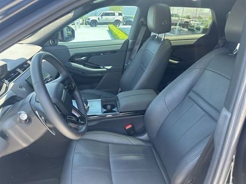 Used 2024 Land Rover Range Rover Evoque Dynamic SE AWD/4WD image 9