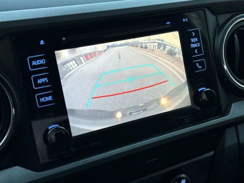 Used 2019 Toyota Tacoma SR image 30