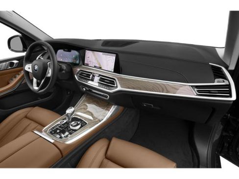 Used 2022 BMW X7 M50i w/ Executive Package AWD/4WD image 18