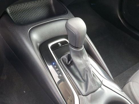 Used 2025 Toyota Corolla LE FWD image 16