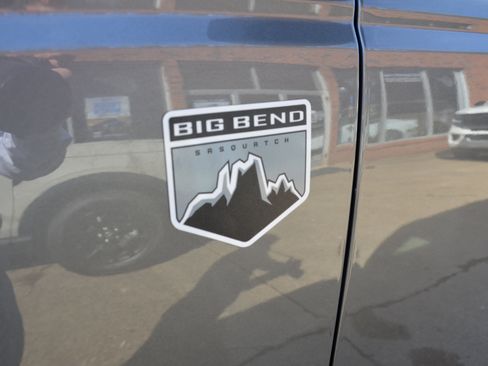 Used 2022 Ford Bronco Big Bend w/ Sasquatch Package image 8