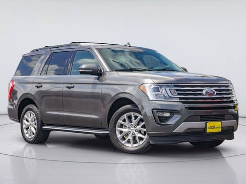 Used 2021 Ford Expedition XLT RWD image 1