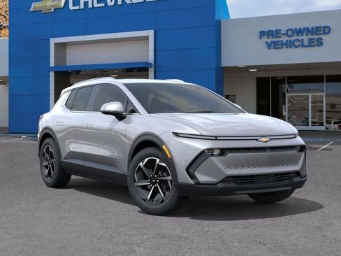 New 2026 Chevrolet Equinox EV LT image 7