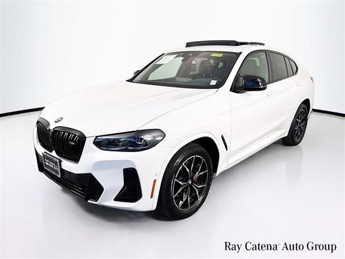 Used 2024 BMW X4 M40i w/ Premium Package image 3
