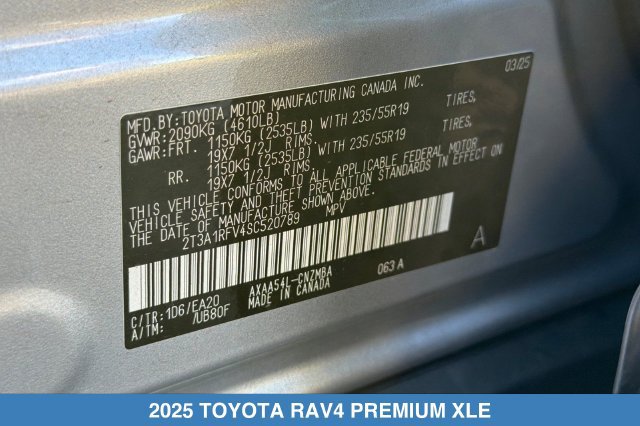 Used 2025 Toyota RAV4 XLE Premium AWD/4WD image 30