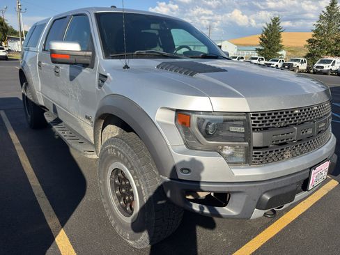 Used 2013 Ford F150 Raptor w/ Luxury Equipment Group AWD/4WD image 3