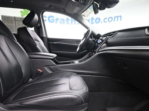 Used 2022 Jeep Grand Cherokee L Limited AWD/4WD image 9
