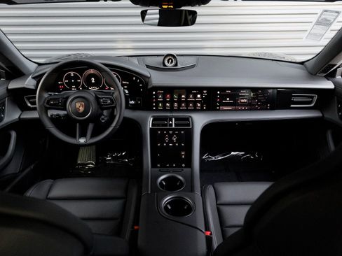 New 2025 Porsche Taycan 4S AWD/4WD image 16