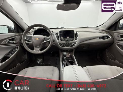 Used 2021 Chevrolet Malibu LT image 14