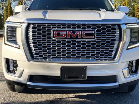 Used 2024 GMC Yukon Denali w/ Denali Reserve Package image 44