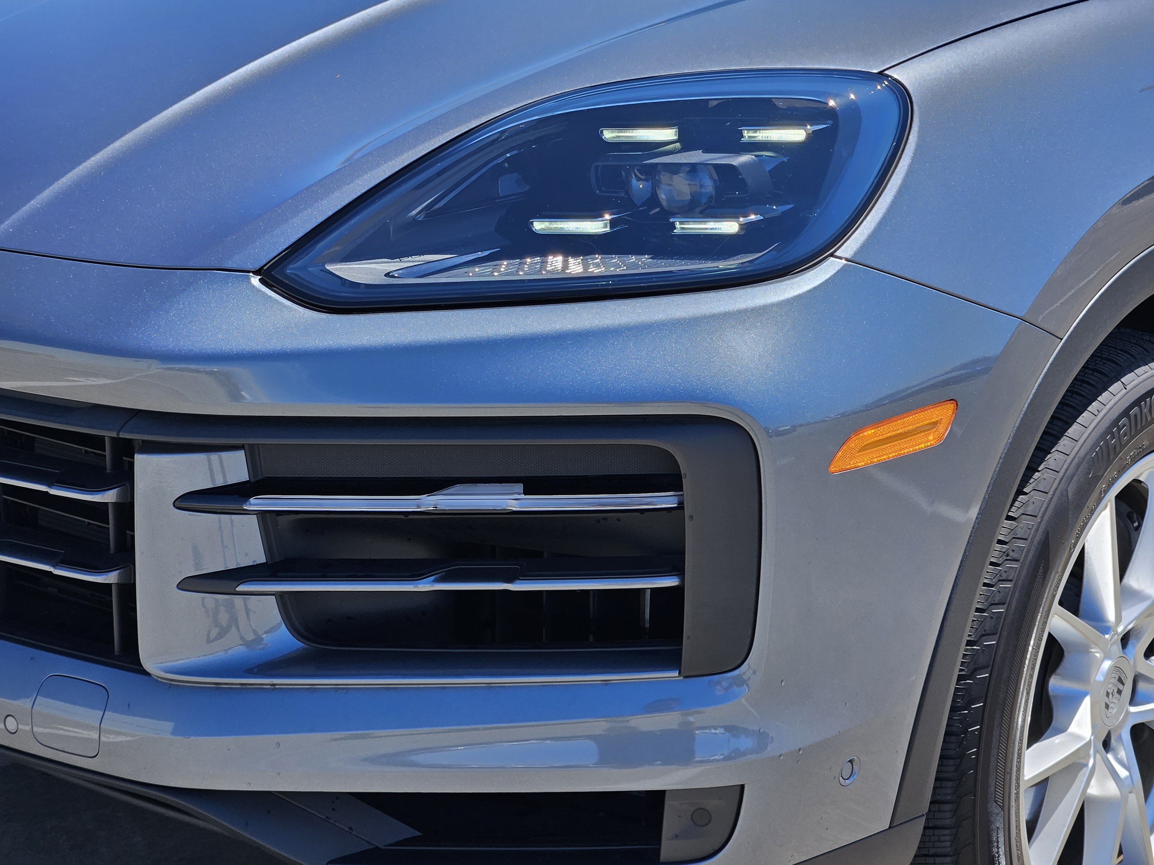 Certified 2026 Porsche Cayenne AWD/4WD image 12