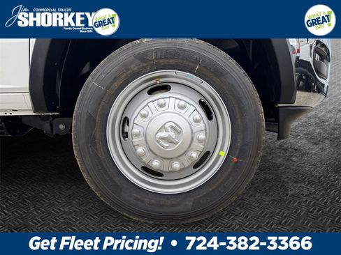 New 2026 RAM 5500 Tradesman w/ Chrome Appearance Group image 11