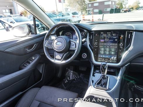 Used 2025 Subaru Outback Premium image 27