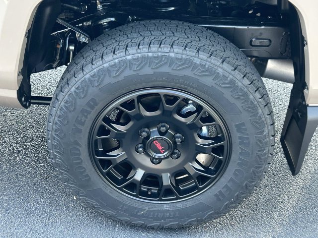 Used 2026 Toyota Tacoma TRD Sport AWD/4WD image 13