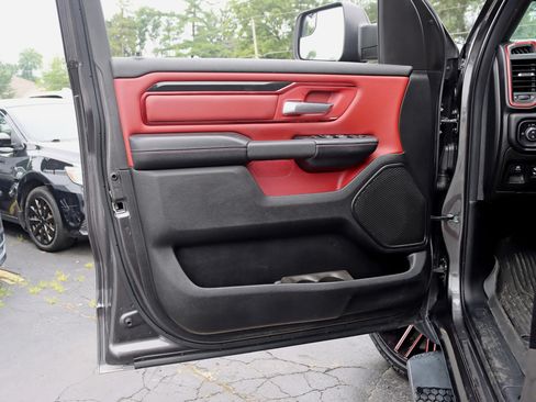 Used 2019 RAM 1500 Rebel w/ Level 2 Equipment Group AWD/4WD image 33