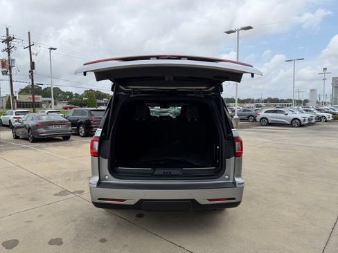 Used 2020 Lincoln Navigator L Reserve RWD image 29